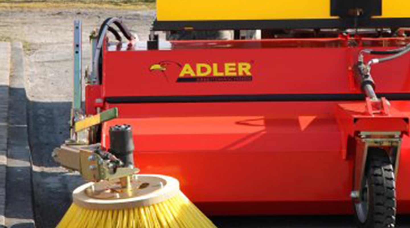 Sweeper K750 from ADLER Arbeitsmaschinen.