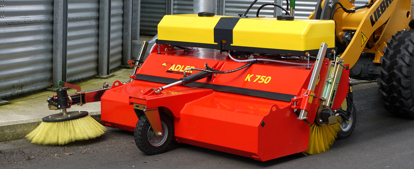 Sweeper K750 from ADLER Arbeitsmaschinen.